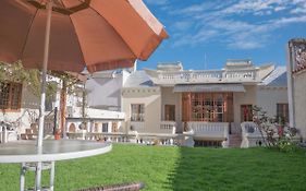 Casona 1914 Quito - Gothic Cathedral View Rooftop